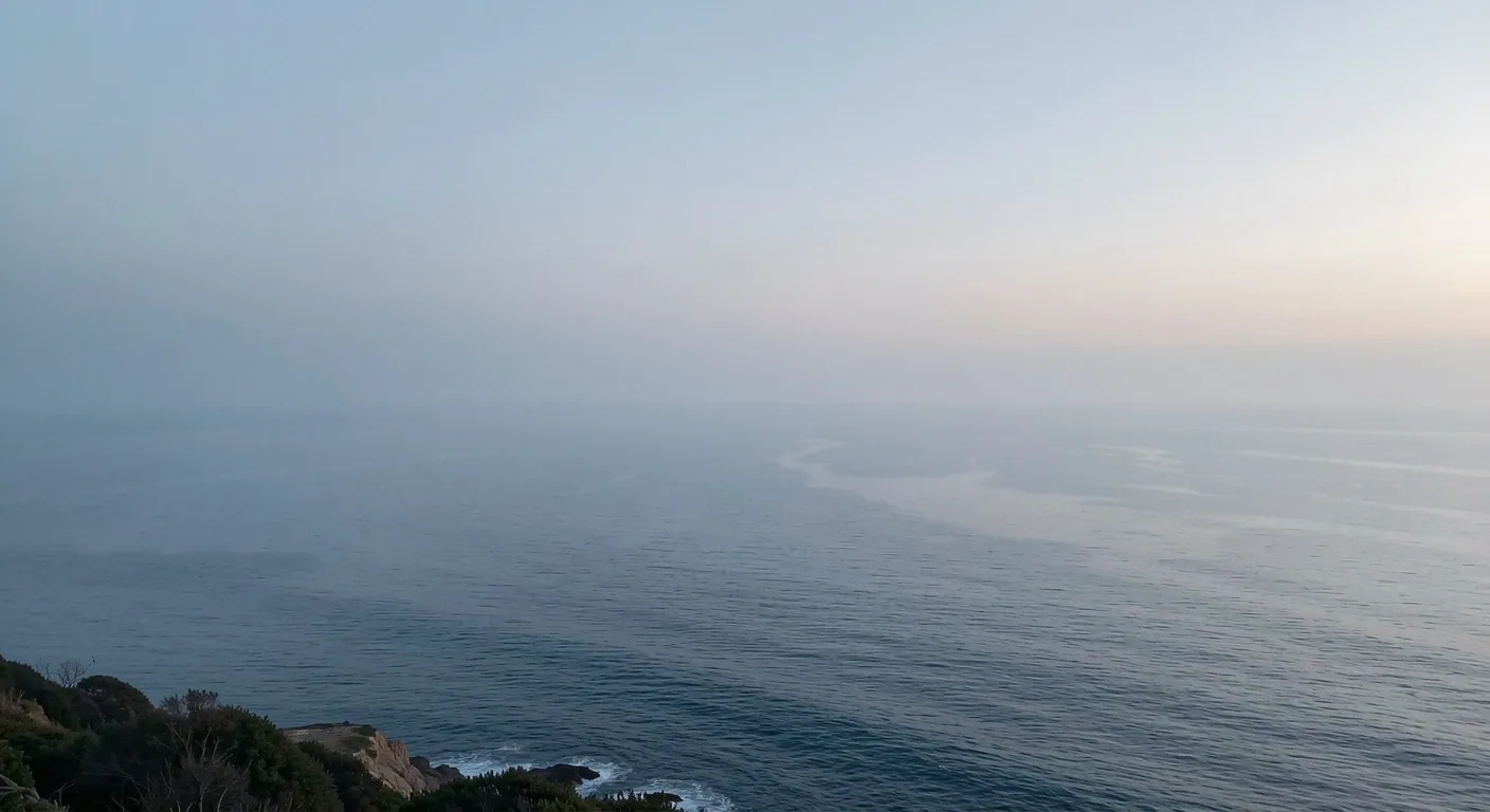 Horizonte atlántico al amanecer